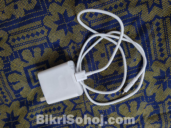 Honor 100w original (Intact Phn box charger)(max 100w)